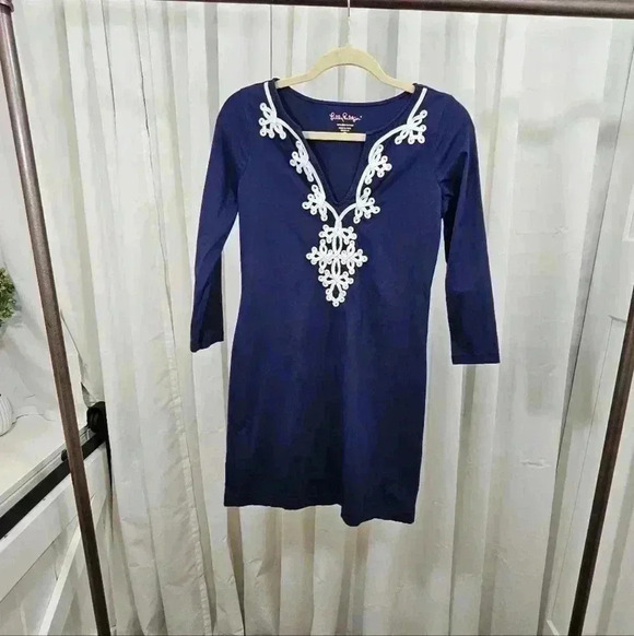 Lilly Pulitzer Dresses & Skirts - Lilly Pulitzer Women's XS Navy Marina Shift Dress